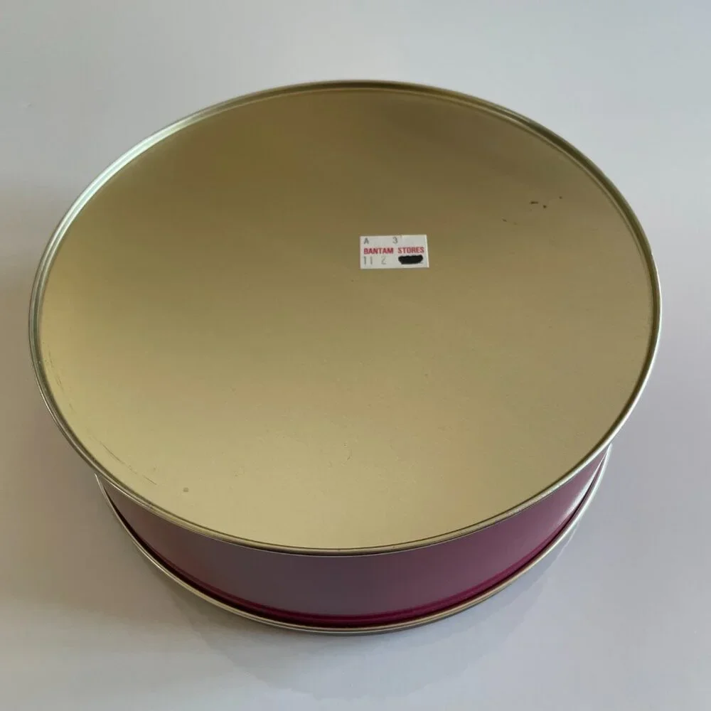 Large Cookie Candy Tin Vintage 1990’s New